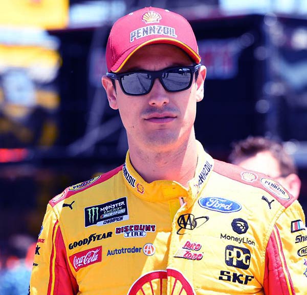 Imagen de Twin Turbos fundido Joey Logano