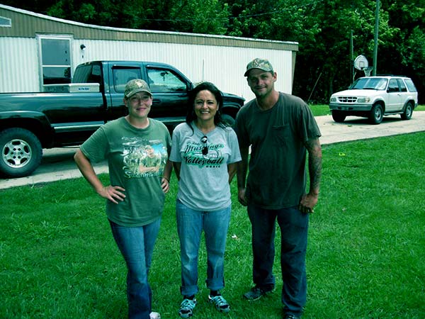 Image of Caption: Randy Edwards and Terri Edwards from Swamp People